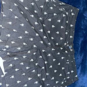 Womens black w palm trees shorts